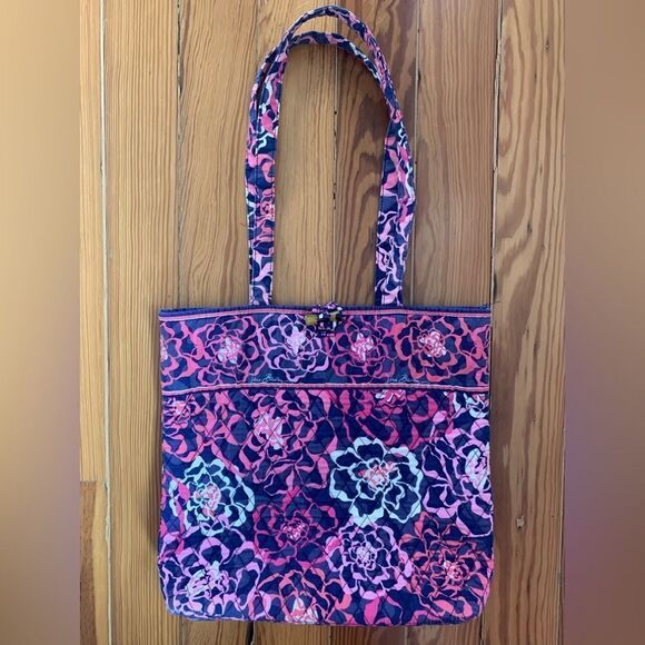 Vera Bradley Tote - Picture 1 of 11